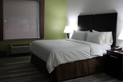  - Holiday Inn Express & Suites Heber Springs