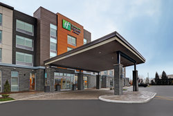  - Holiday Inn Express & Suites Collingwood