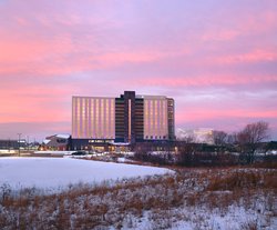  - Omni Viking Lakes Hotel Eagan