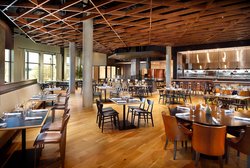  - Omni Viking Lakes Hotel Eagan