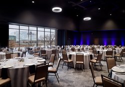  - Omni Viking Lakes Hotel Eagan
