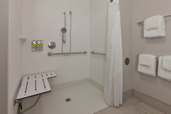  - Holiday Inn Express & Suites West I-94 Eau Claire