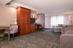  - Courtyard by Marriott Hotel Newark
