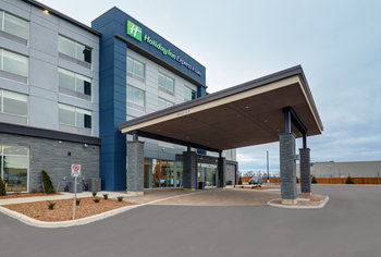 Holiday Inn Express & Suites