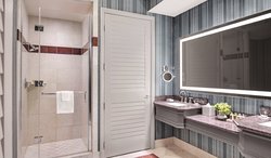  - MGM Mandalay Bay Resort & Casino Las Vegas