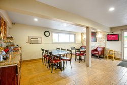  - Red Roof Inn Cameron