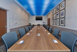  - Holiday Inn Express & Suites West I-94 Eau Claire