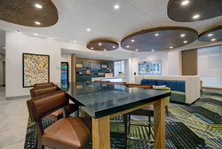  - Holiday Inn Express Downtown Milwaukee - I-794, Exit 1E