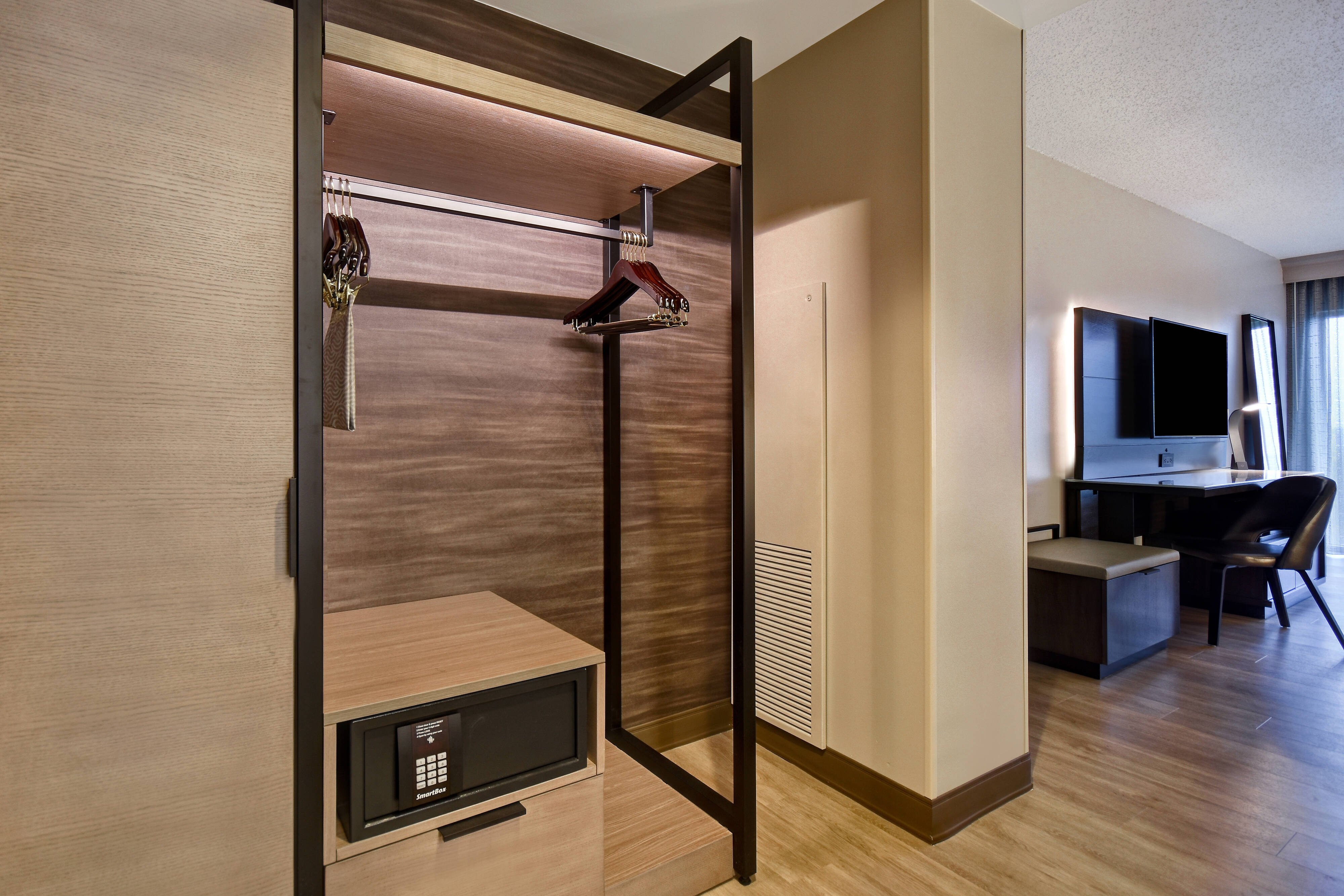 Guest Room - Amenities