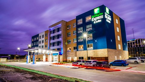 Hotel Exterior - Night