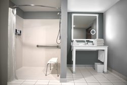  - Four Points by Sheraton Hotel York