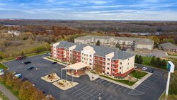  - Holiday Inn Express & Suites St Cloud - I-94, Exit 171