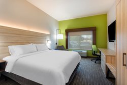  - Holiday Inn Express & Suites Lewisburg