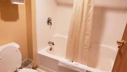  - Jasper Ridge Inn Ishpeming