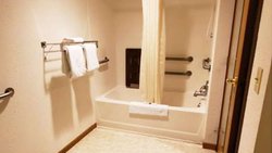  - Jasper Ridge Inn Ishpeming