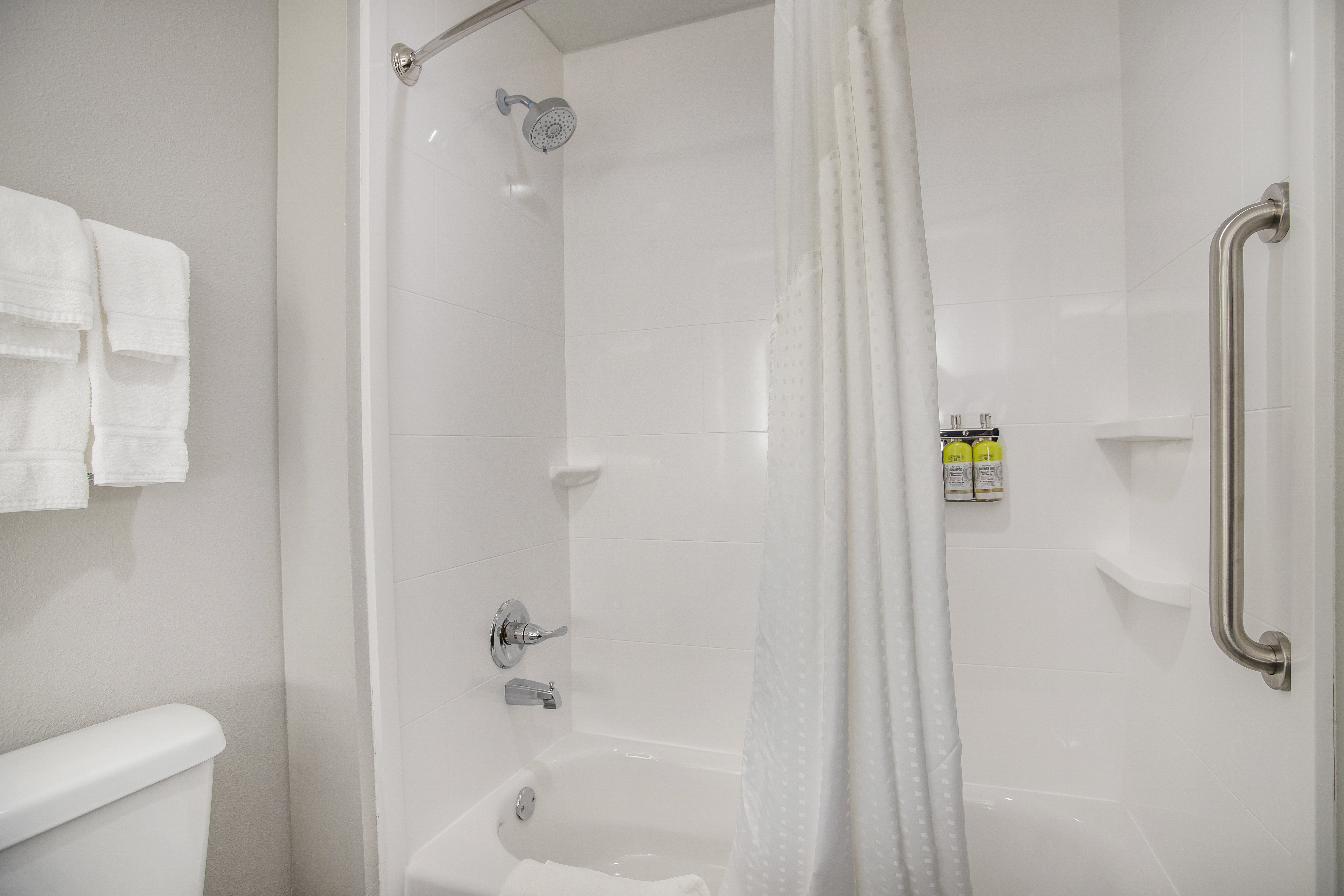 HOLIDAY INN EXP STES CATOOSA BY IHG-guestroom-Guest Bathroom.jpg