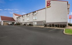  - Red Roof Plus+ Inn & Suites Saugus