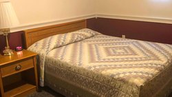  - Judy's Motel Bedford