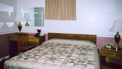  - Judy's Motel Bedford