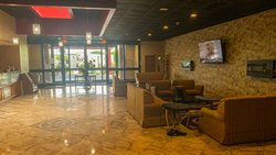  - Magnuson Grand DeSoto - I-35, Exit 416