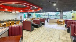  - Magnuson Grand DeSoto - I-35, Exit 416