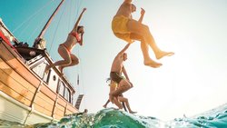  - Springs Motel Russell Springs