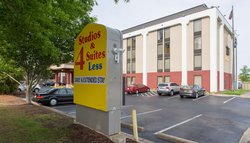  - Studios & Suites 4 Less Chesapeake