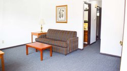  - Magnuson Hotel Canton