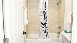  - Magnuson Hotel Canton