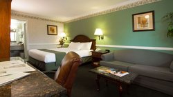  - Dynasty Suites Riverside