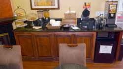  - Dynasty Suites Riverside