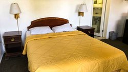  - Relax Inn Altoona - I-99, Exit 41