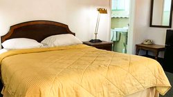  - Relax Inn Altoona - I-99, Exit 41