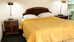  - Relax Inn Altoona - I-99, Exit 41