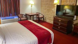  - Voyageur Inn & Conference Center Reedsburg