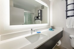  - Holiday Inn Express Downtown Columbus