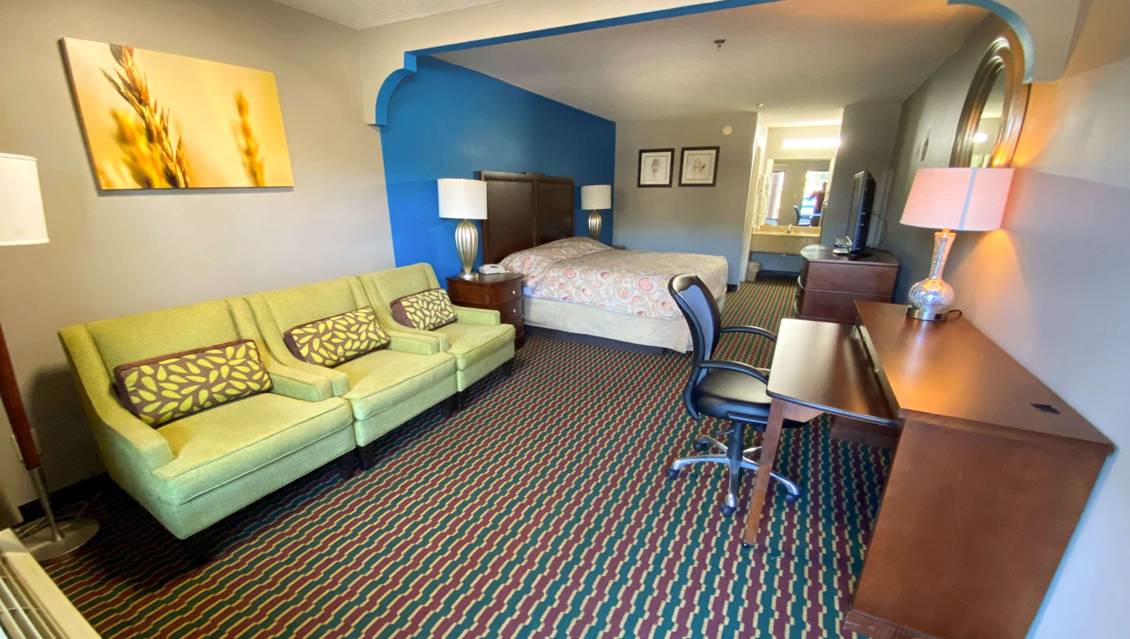 Magnuson Hotel Marietta-guestroom-MH Marietta Marietta GA Guestroom King.jpg