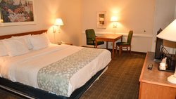  - Magnuson Hotel Texarkana - I-30, Exit 223