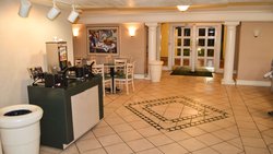  - Magnuson Hotel Texarkana - I-30, Exit 223