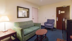  - Studios & Suites 4 Less Gum Road Chesapeake