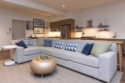  - Element Hotel Midtown St Louis - I-64, Exits 36C & 38A