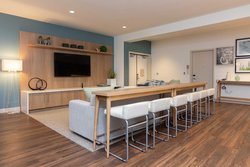  - Element Hotel Midtown St Louis - I-64, Exits 36C & 38A