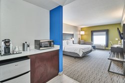  - Holiday Inn Express & Suites Clearwater