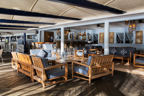 Docksider Bar