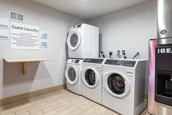  - Holiday Inn Express & Suites New Martinsville