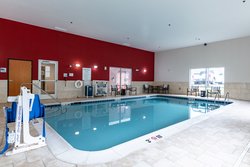  - Holiday Inn Express & Suites New Martinsville