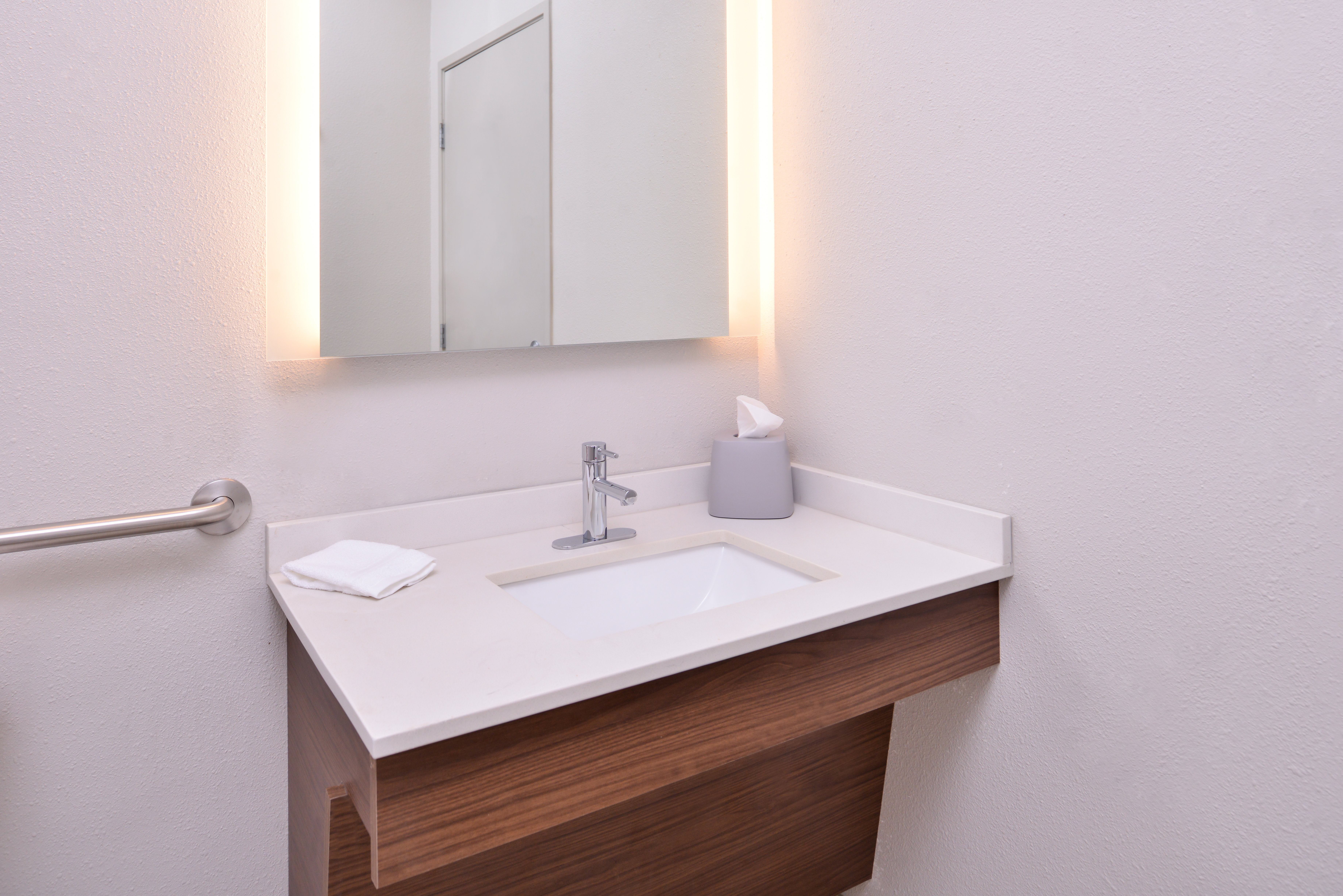 HOLIDAY INN EXP STES ELGIN BY IHG-guestroom-Guest Bathroom.jpg