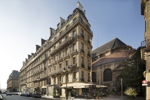 Lumen Exterior