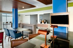  - Holiday Inn Express Hotel & Suites Bend