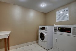  - Holiday Inn Express & Suites Wapakonet - I-75, Exit 111